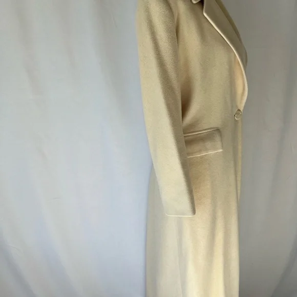 J.Percy for Marvin Richards 100% Cashmere coat size 6.